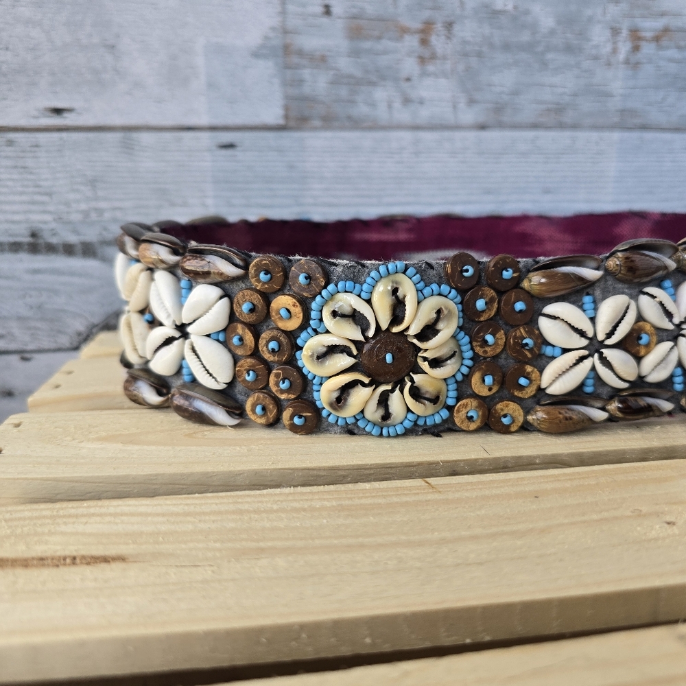 Beaded Cowrie Bohemian Beach Shell Tie Up Belt 33.5" - Picture 2 of 9